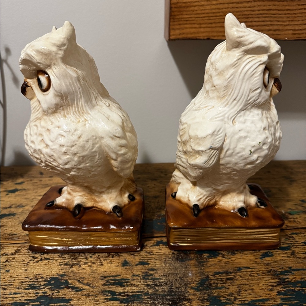 Ceramic Owl Bookends - Picture 4 of 12